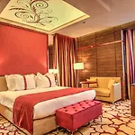 By Ihg Hotel