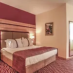 Hotel By Ihg 4*