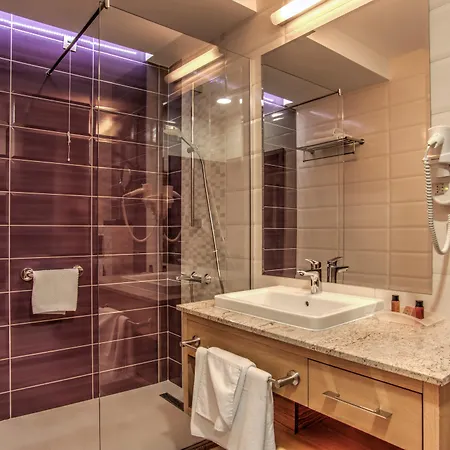 Holiday Inn Plovdiv By Ihg Hotel 4*