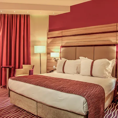 מלון By Ihg פלובדיב