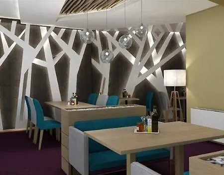 Szálloda By Ihg Plovdiv