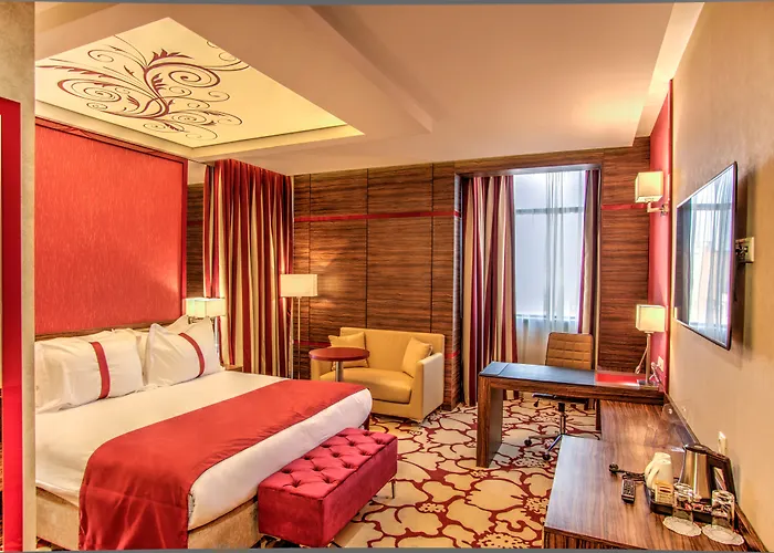 Хотел By Ihg 4*