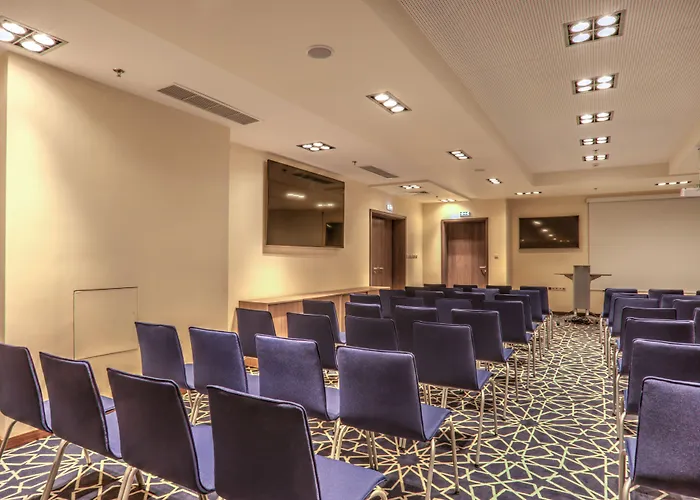 By Ihg Хотел 4*